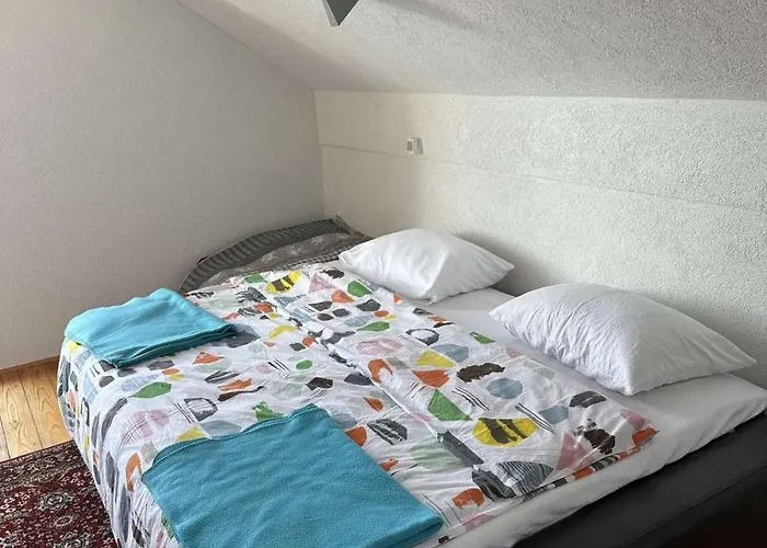 Vikendica * Rakovica